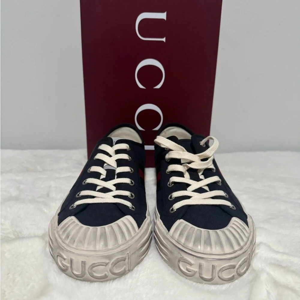 Gucci Men's Black Sneakers with Red and Green Accents